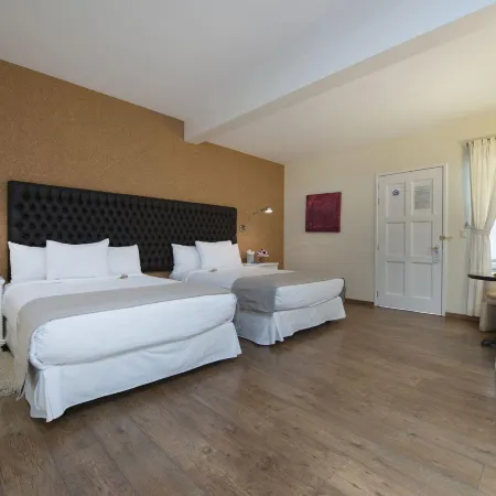 Casa Bonita Hotel & Luxury Residence