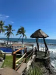 Reef on the Water - bar