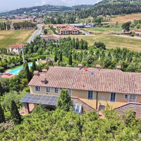 Luxury Villa in Tuscany with Pool Near Pisa and Florence - Sixe Bedrooms 12 pl