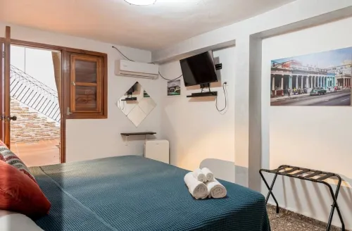 Tranquil Havana Holiday House Central Location, Modern Comforts - 2 estrellas
