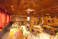 Arthotel Ambassador Wiesbaden - Free Parking - breakfast