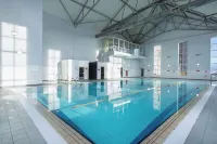 Maldron Hotel & Leisure Centre, Oranmore Galway - ที่มีสระว่ายน้ำ