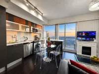 Altitude Suites on Yonge - Apartment