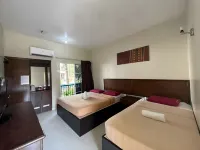 Mersing Beach Resort - Balkoner