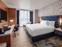 Hollywood Casino Columbus Hotels near Westgate Area