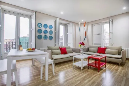 Mola Suites - อ่างจากุชชี่