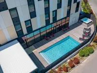 Ibis Styles Castelnaudary - Pools