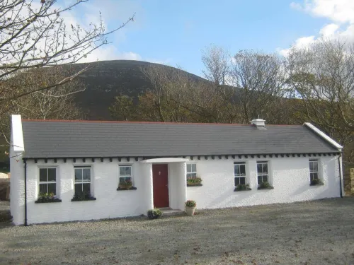Rural Donegal Cottage Near Sandy Beaches - 2 Sao