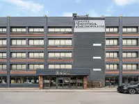 Hotel Montreal Metropolitan, an Ascend Collection Hotel Hotels near Radisson Metro Station