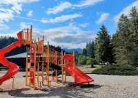 Luxury Mountain Retreat: Hot Tub, Sauna, Gym, Game Room, EV Charger - 4-Star
