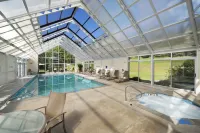 Best Western Plus Waterbury - Stowe - 3-Star
