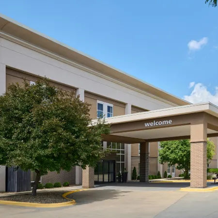 Hampton Inn Lawrence