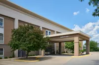 Hampton Inn Lawrence - Uima-altaat