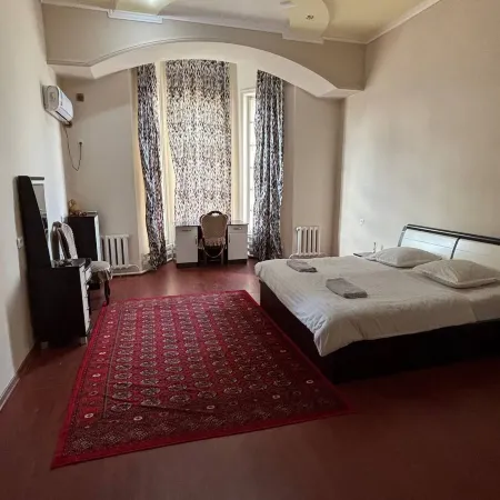 Yurta Guest House - Airport
