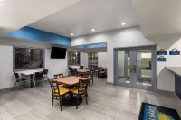 Days Inn by Wyndham El Paso West - spa