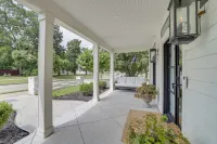 Walkable Rose District Retreat! 15 Mi to Tulsa - Homestays