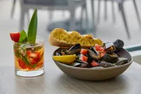 傑克遜維爾海灘海濱萬怡飯店 - 早餐