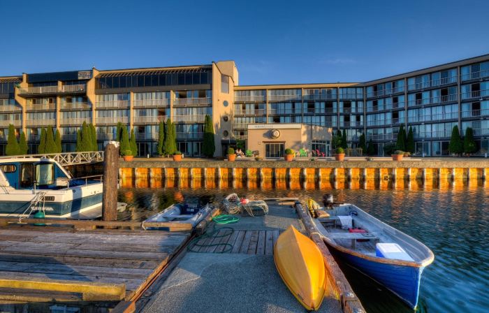 Oceanfront Suites at Cowichan Bay
