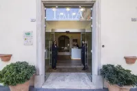 Hotel Italia - Cheap