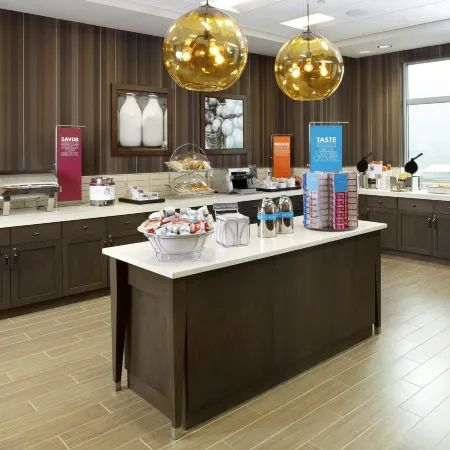 Hampton Inn & Suites Pittsburgh Airport South–Settlers Ridge