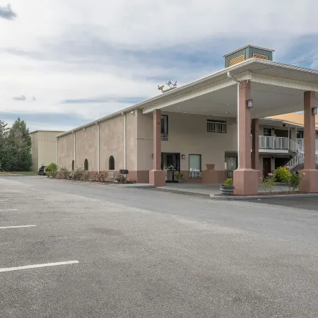 Red Roof Inn & Suites Rome