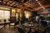 Homewood Suites by Hilton Lubbock - Bathtub