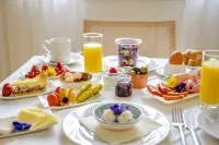 Boutique Hotel Hauser - breakfast