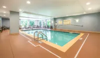 Hampton Inn Waterville - Pools