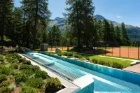 Suvretta House - Pools