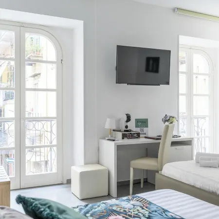 Hotiday Room Collection - Napoli Sant'Arcangelo