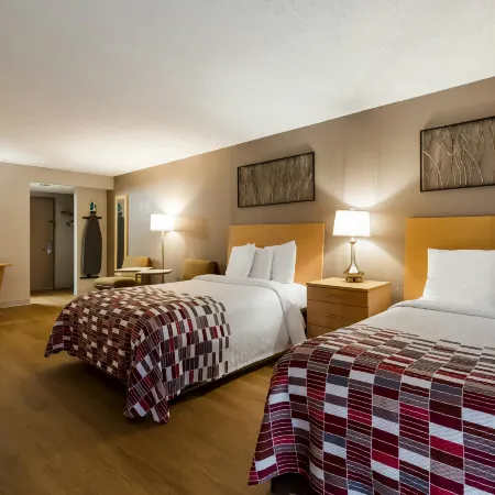 Red Roof Inn & Suites Newark - University