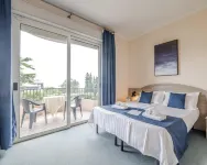 Hotiday Room Collection - Stresa - Pools