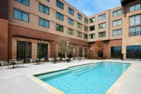 Sheraton McKinney Hotel - Kolam Renang