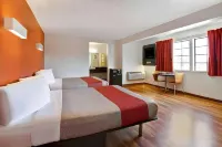 Motel 6 Sunnyvale, CA - North - 2-Star