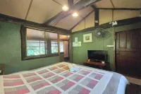 Tharnthong Lodges - Resorts