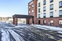 Cobblestone Hotel & Suites - Rhinelander - Parkplatz