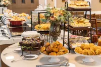 Hotel Dan Inn Uberaba & Convenções by Nacional Inn - breakfast