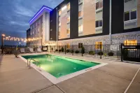 Everhome Suites Lexington - Horse Park - جاكوزي