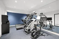 The 233 Suites Unscripted by Hyatt - Gym