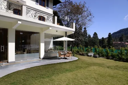 WelcomHeritage Ashdale Отели рядом с достопримечательностью «Найнитал көлү»