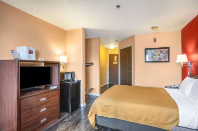 Econo Lodge Hotels in Princeton