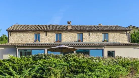 Luxurious Villa in Cagli with Indoor Swimming Pool