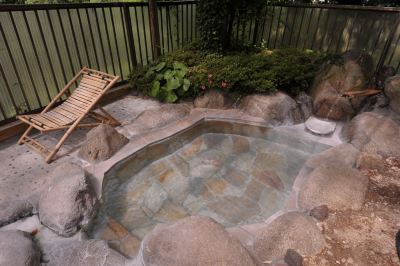 スパ・大浴場 団体・合宿・ペット歓迎♪源泉かけ流しの貸し別荘ともみ山荘の写真