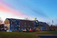 Holiday Inn Express Grand Rapids SW Hotels in Grandville