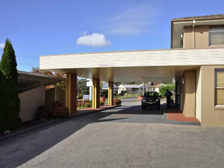 Ibis Styles Orange Отели рядом с достопримечательностью «Millthorpe Wine Centre»