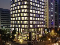 Novotel Suites Hanoi Hotels in der Nähe von Westsee