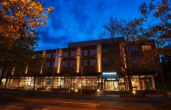 吉爾孔蒂漢莎施柏閣酒店