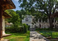 Cafe Aroma Inn Hotels in Kandy Lake Front