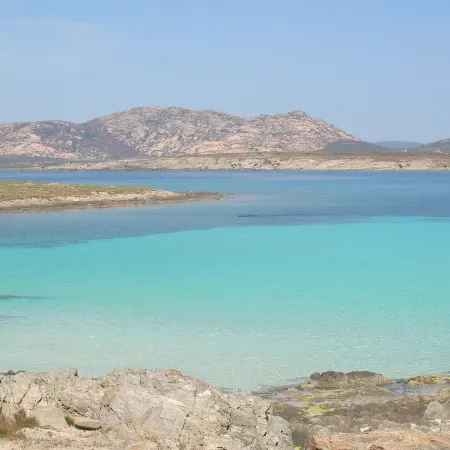 Modern 1 Bed Apartment Sleep 3 Sea View Only 700mt from Sea