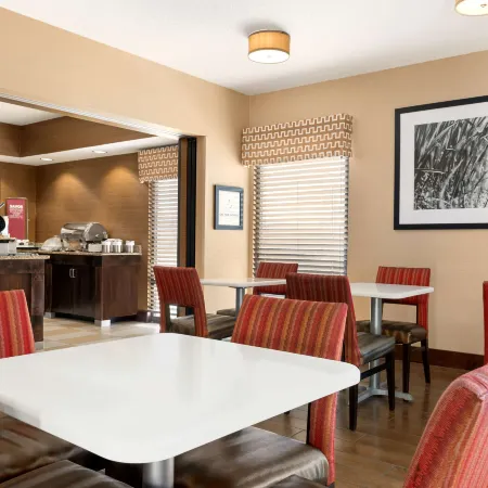 Hampton Inn Lawrence